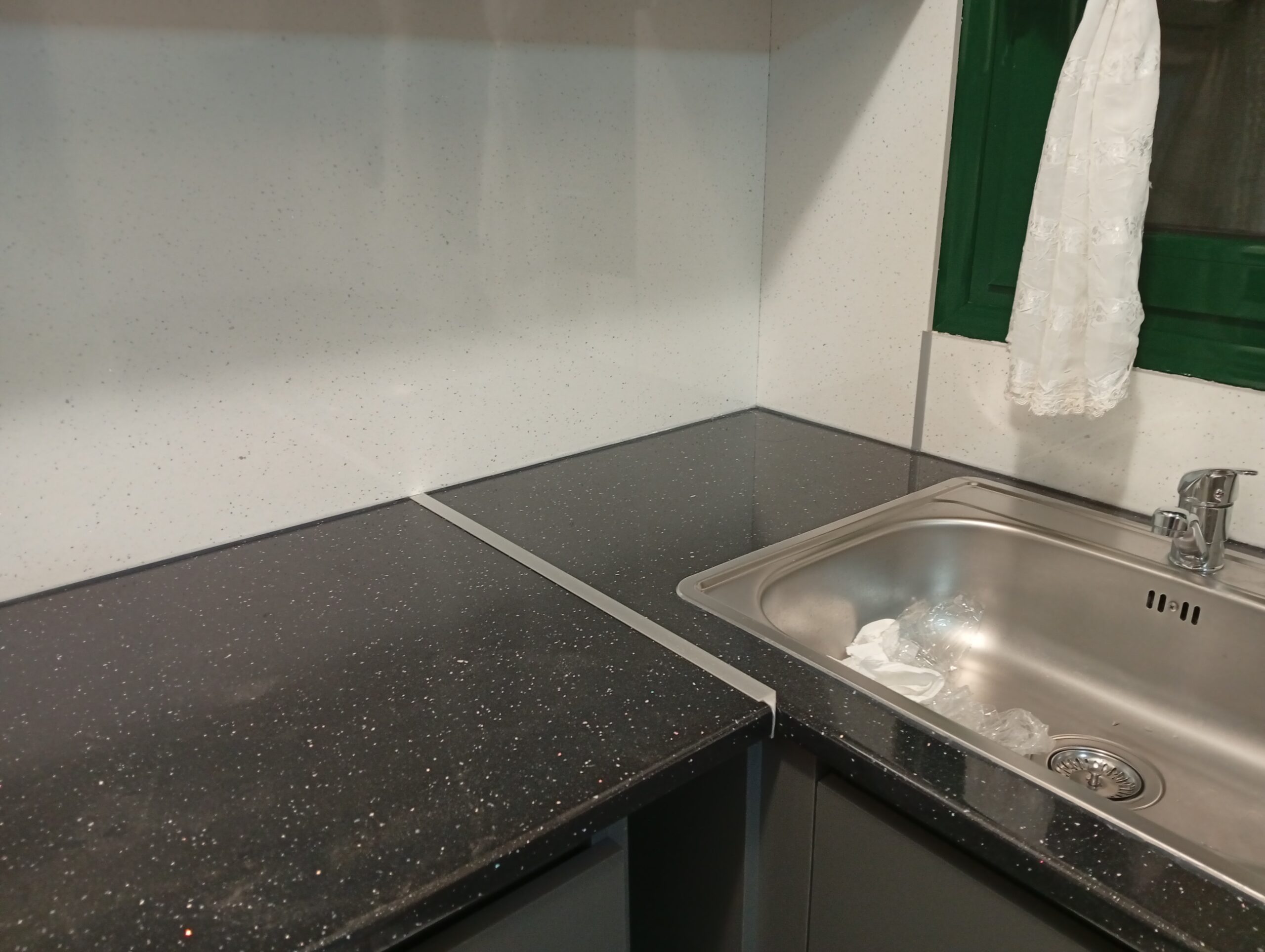 Σύνθεση κουζίνας 07-00-295 4 Σύνθεση κουζίνας 07-00-295